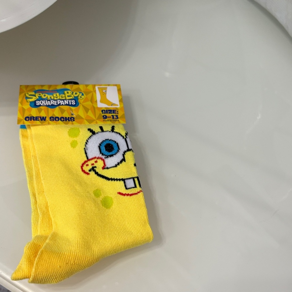 SpongeBob SquarePants Vibrant Long Yellow Socks